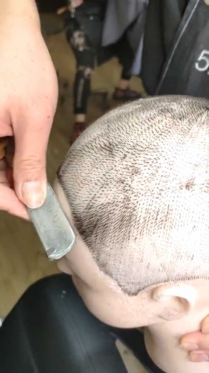 最新庙会剃光头视频教程，详细步骤指南